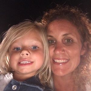 Meet your Posher, Cari